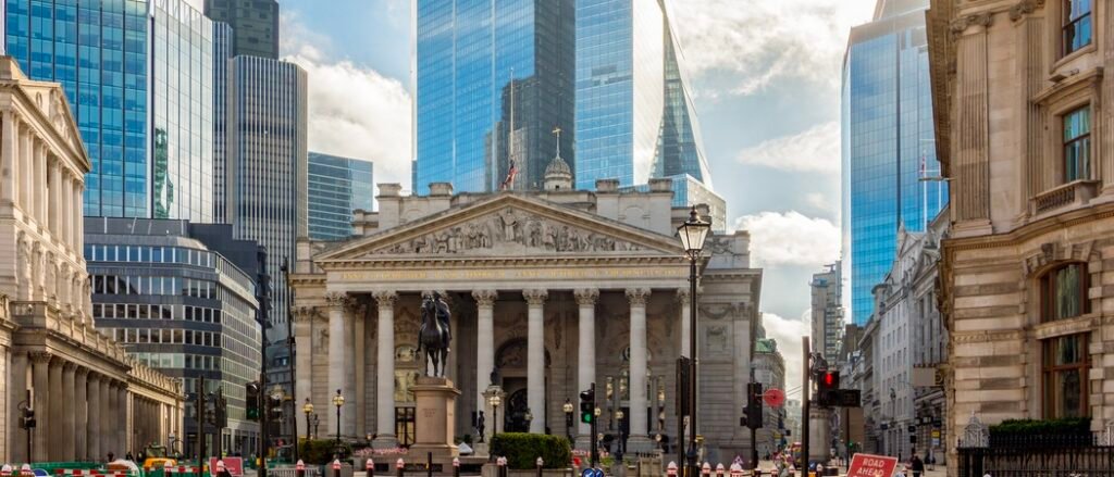 How has the UK’s financial system changed over the past 100 years? How has the UK’s financial system changed over the past 100 years?