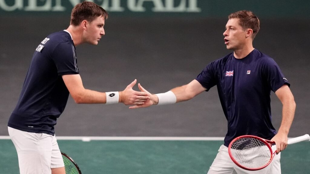 Great Britain book place in Finals as Neal Skupski and Henry Patten victory over Ecuador
